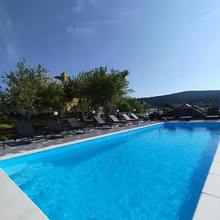 Apartamento перлина карпат